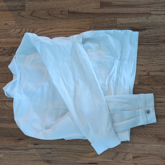 Abercrombie Kids Classic White Jean Jacket - Picture 2 of 4